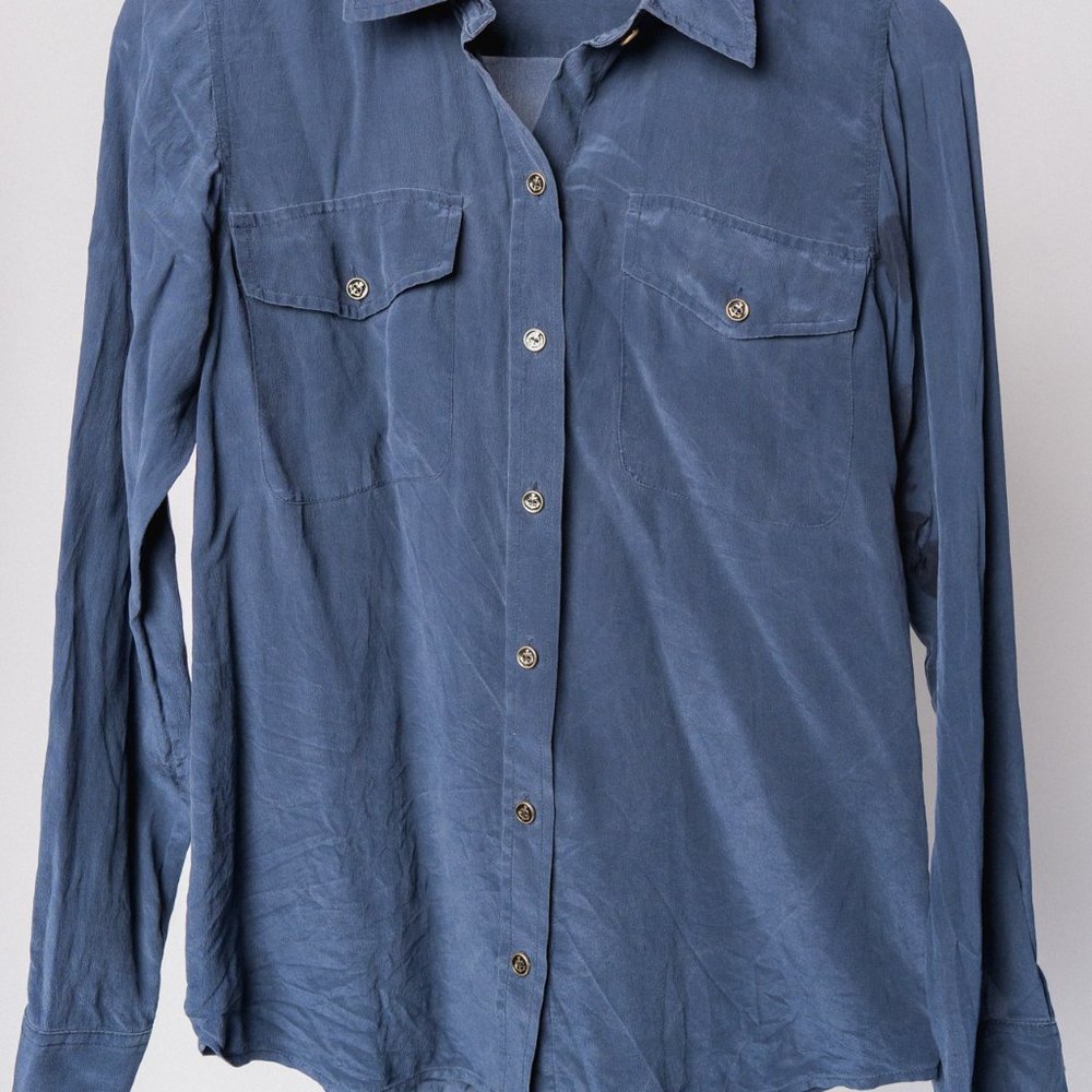 Blue button top